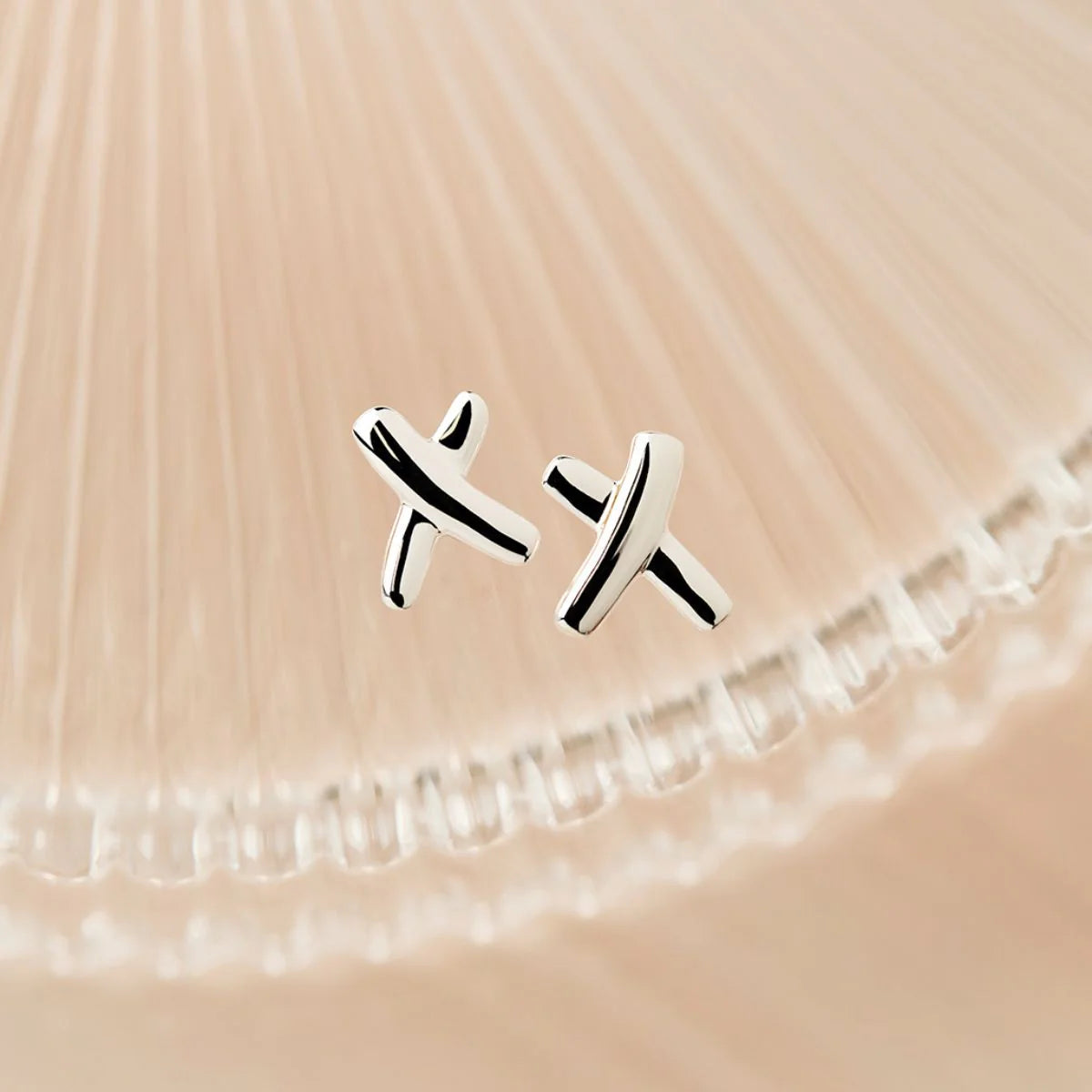 Najo Kiss Stud Earring - Sterling Silver