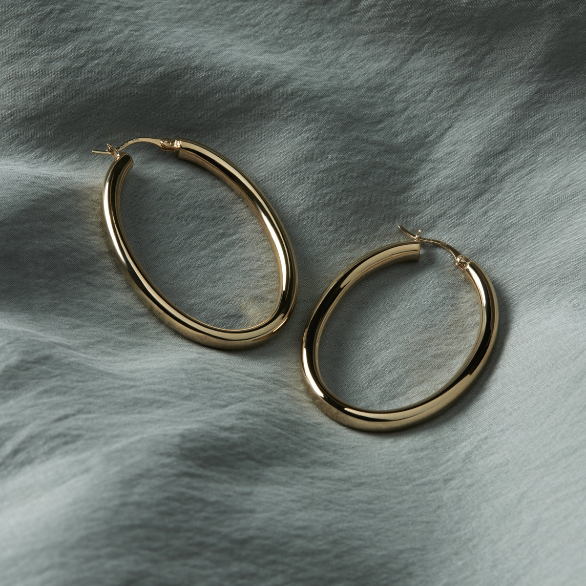 Najo Orbit Hoop Earrings - Yellow Gold