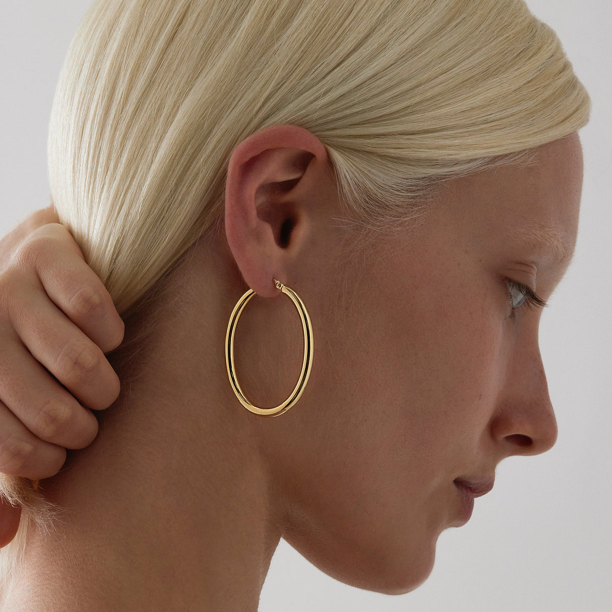 Najo Orbit Hoop Earrings - Yellow Gold