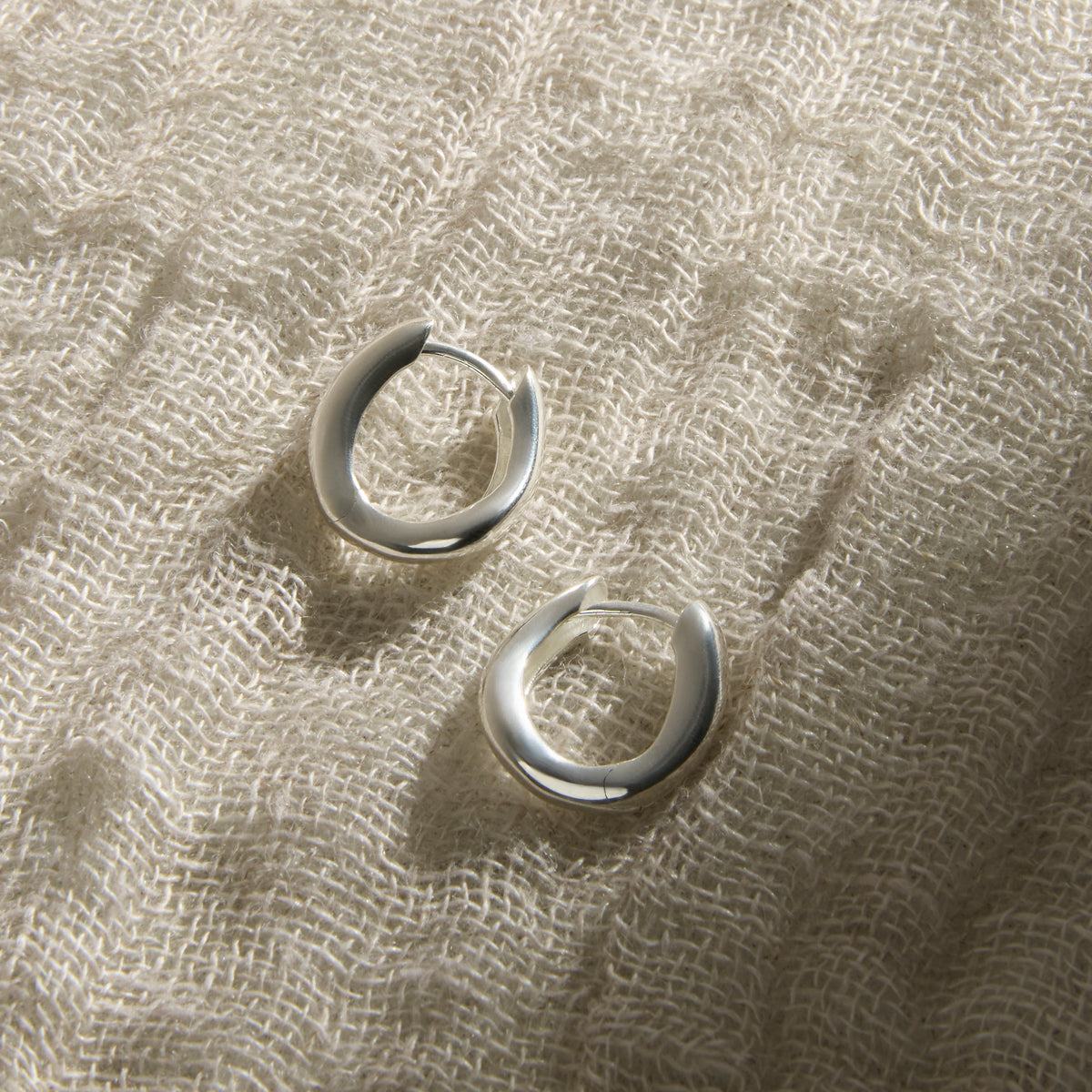 Najo Balm Earrings - Sterling Silver