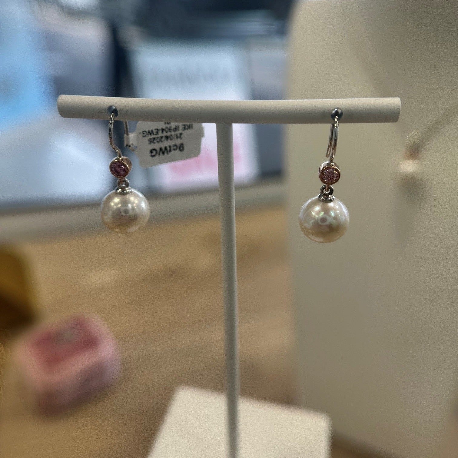 Ikecho 9ct WG/RG Edison Pearl & Pink Lab Diamond Earrings