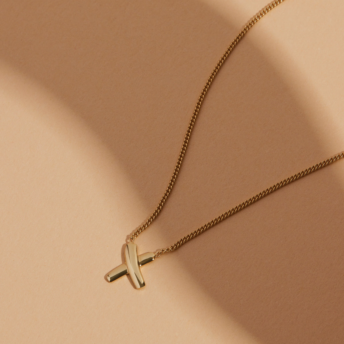 Najo Bisous Necklace - Yellow Gold