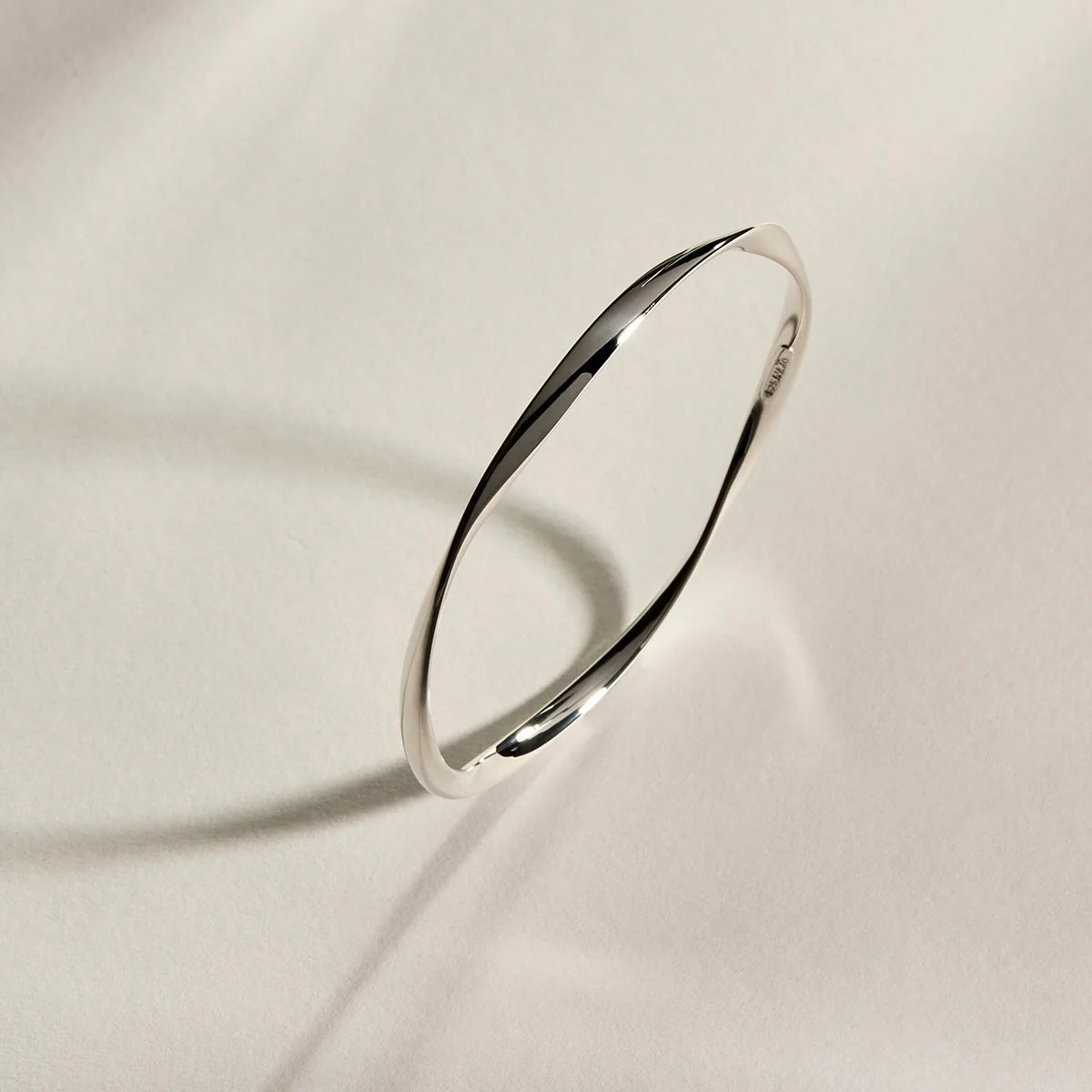 Najo Garden of Eden Bangle (68 mm) - Sterling Silver