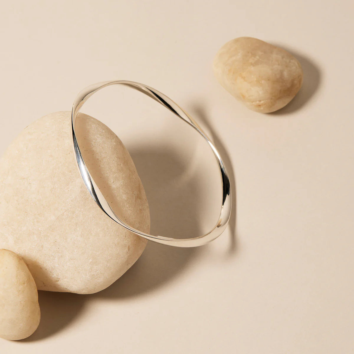 Najo Garden of Eden Bangle (68 mm) - Sterling Silver