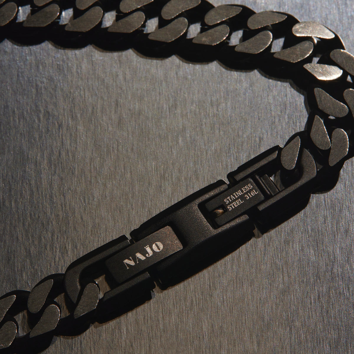 Najo Nero Men’s Steel Curb Chain Necklace (Bold)