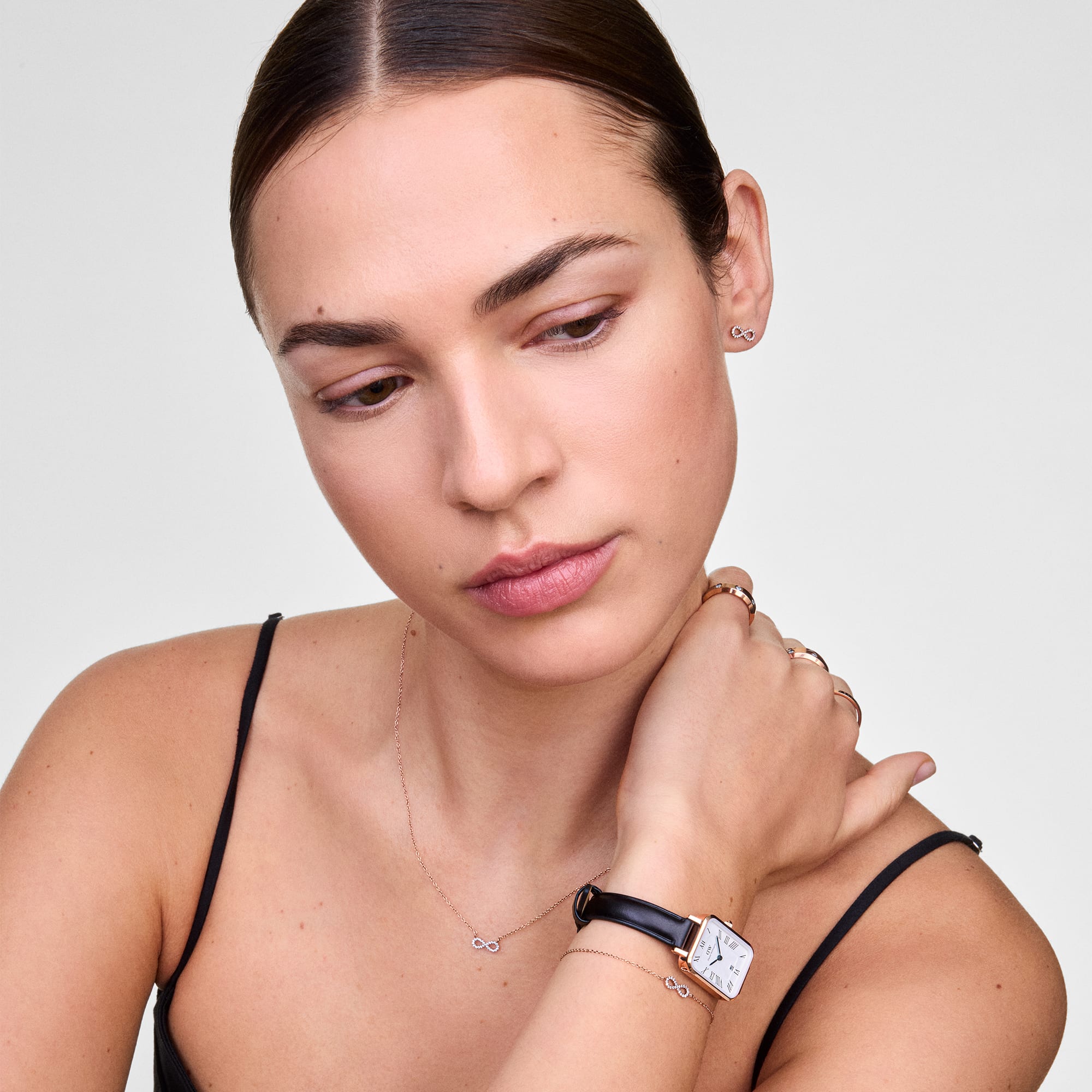 Daniel Wellington Quadro Roman Numerals Date Sheffield Rose Gold