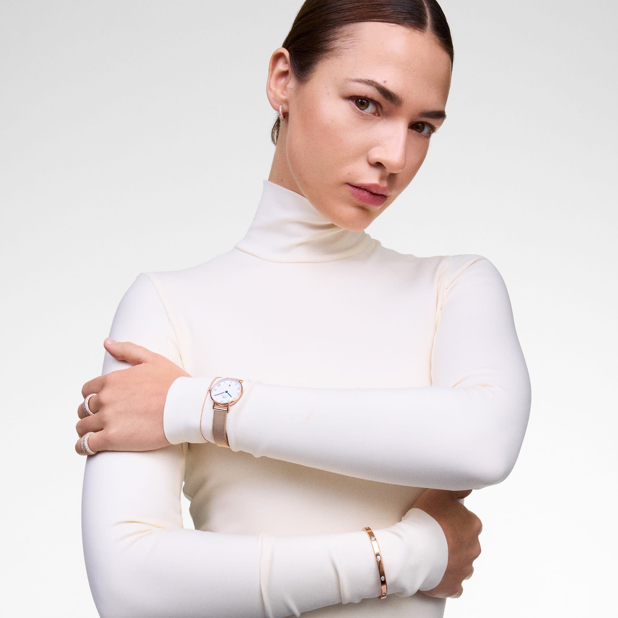 Daniel Wellington Petite Roman Numerals Date Rose Gold