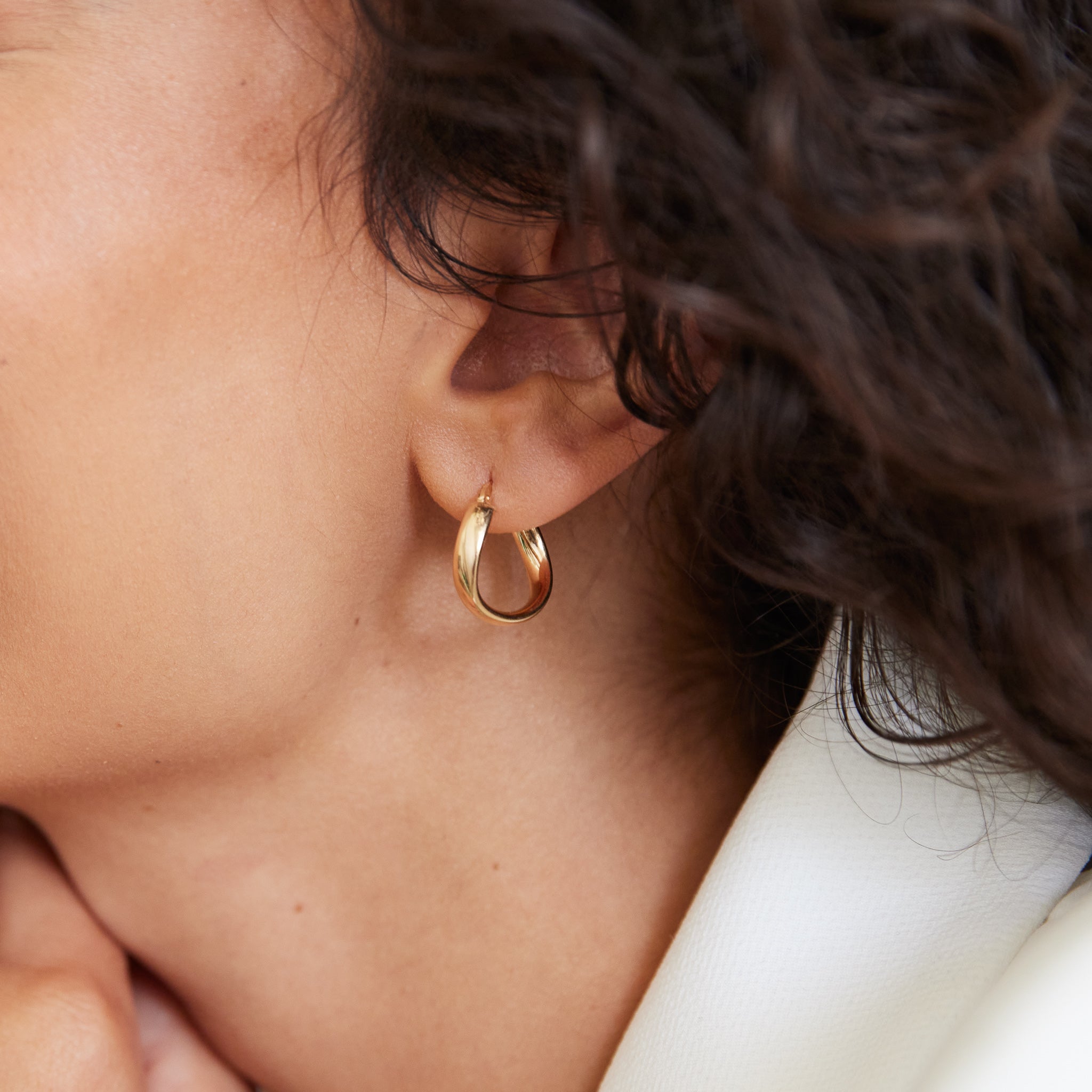 Najo Eddy Hoop - Yellow Gold