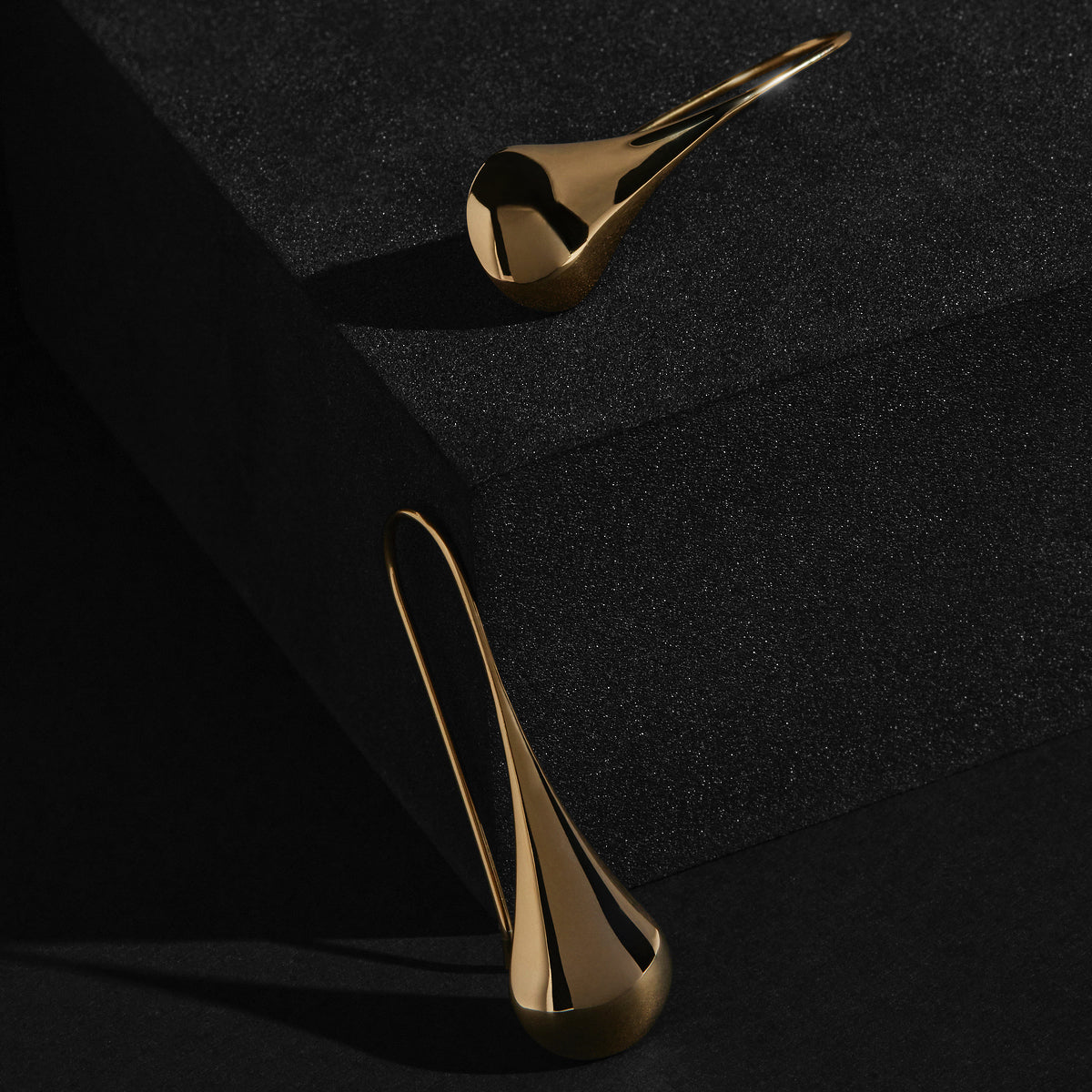 Najo Weeping Woman Earring - Yellow Gold