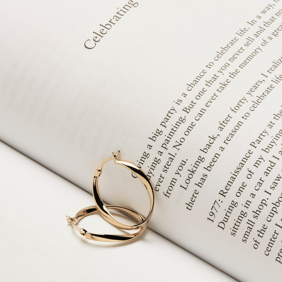 Najo Cinta Hoop - Yellow Gold