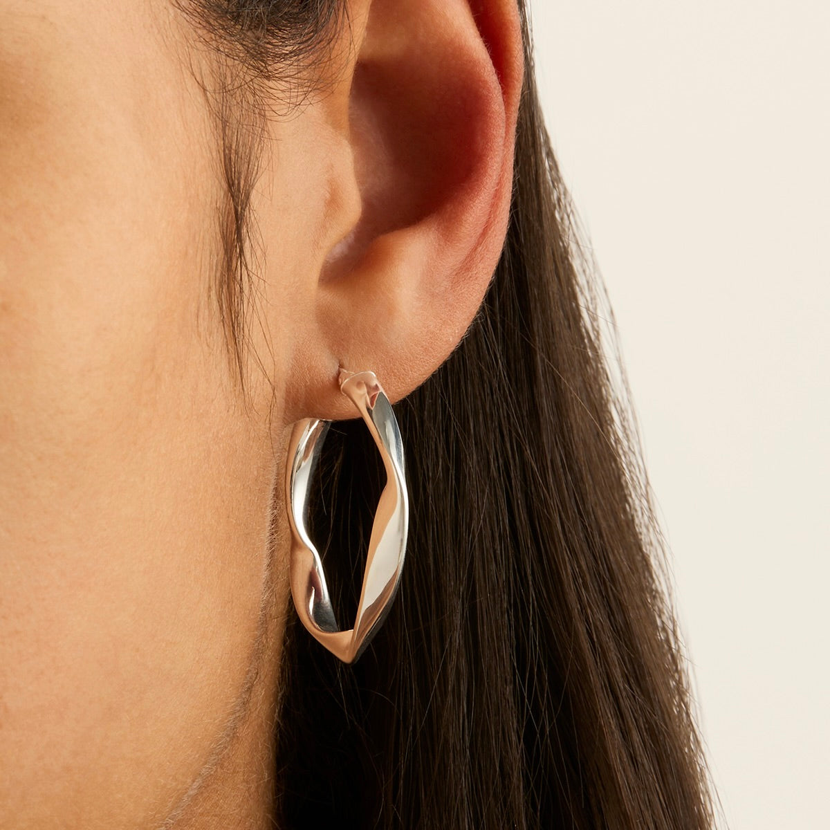 Najo Garden of Eden Hoop Earring - Sterling Silver