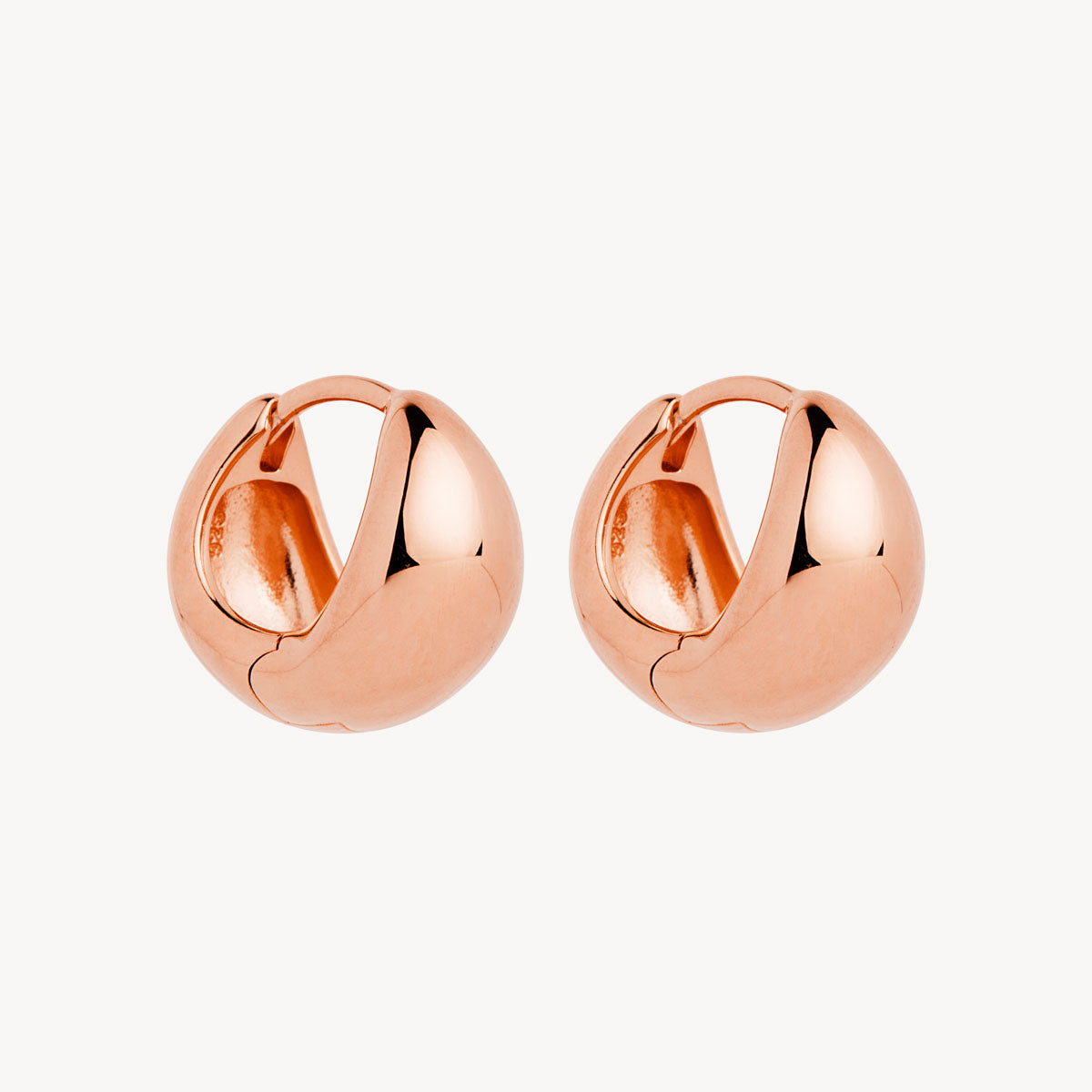 Najo La Muse Huggie Earrings - Rose Gold