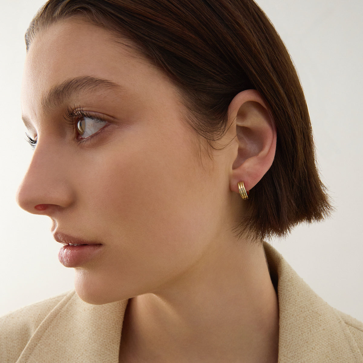 Najo Carrousel Huggie Earrings - Yellow Gold