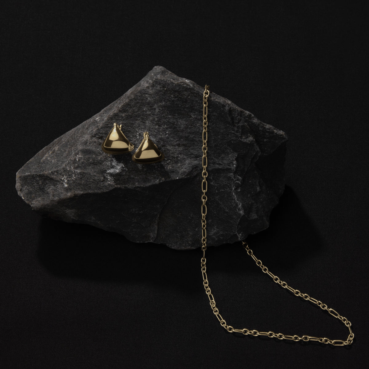 Najo Morning Echo Earrings - Yellow Gold
