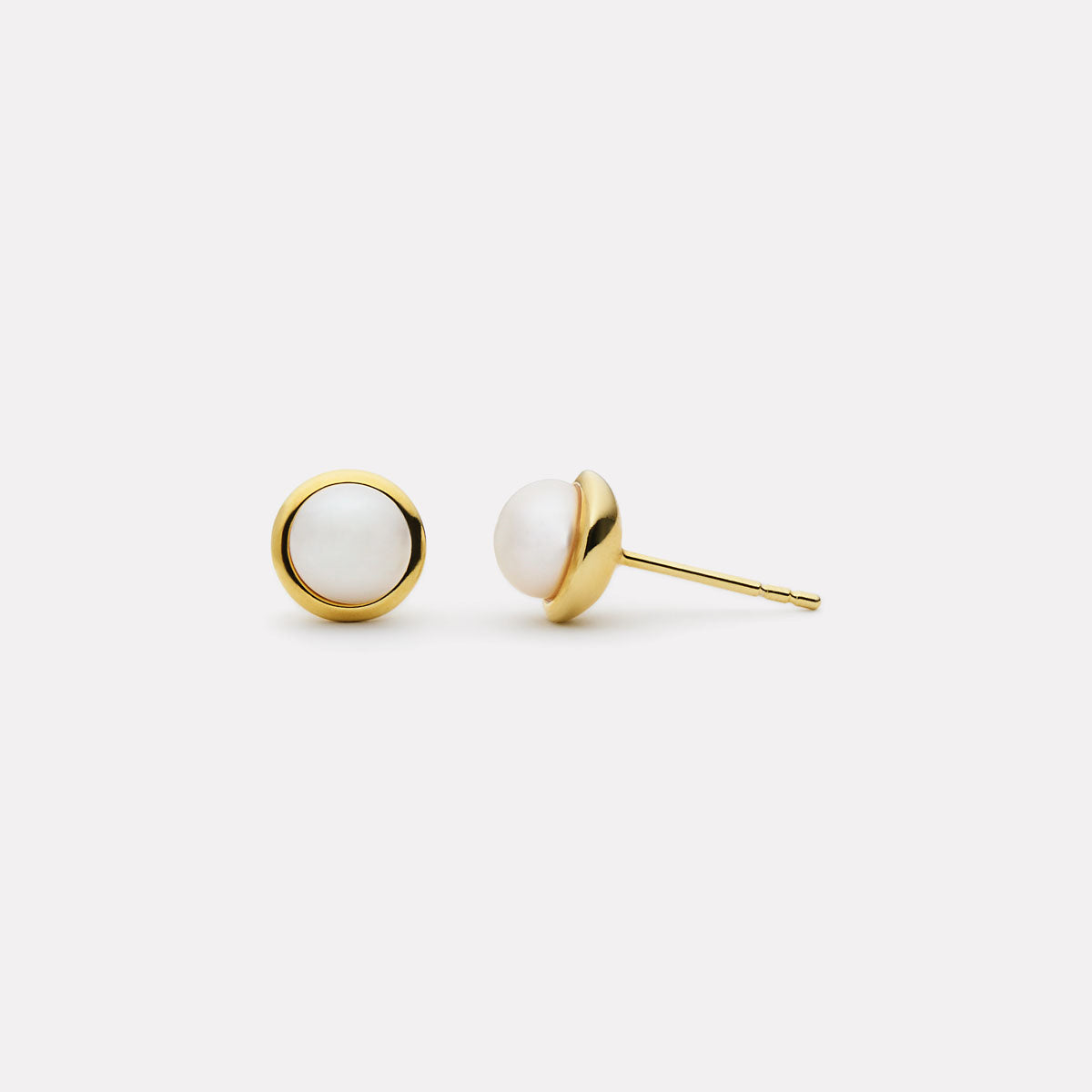 Najo Moonbeam Pearl Stud Earrings - Yellow Gold