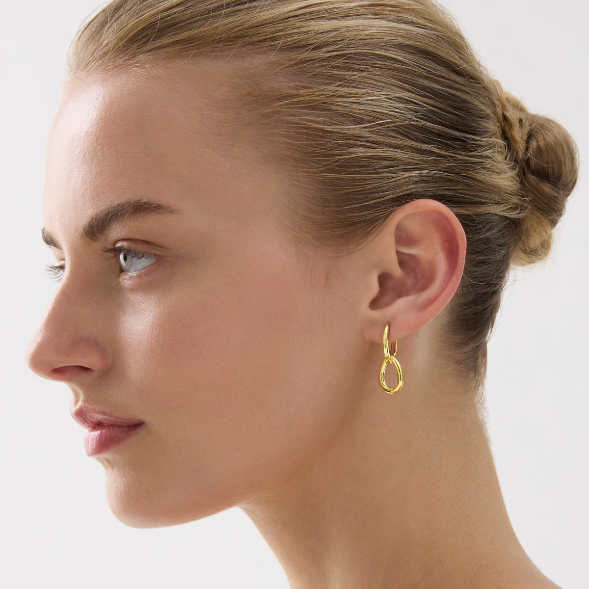Najo Astra Earrings - Yellow Gold
