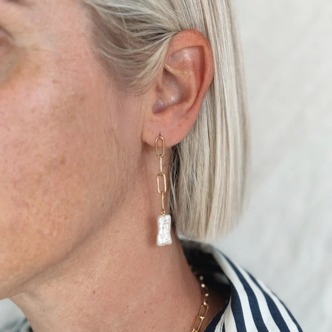 Ikecho Anna Baroque FWP Chain Stud Earrings