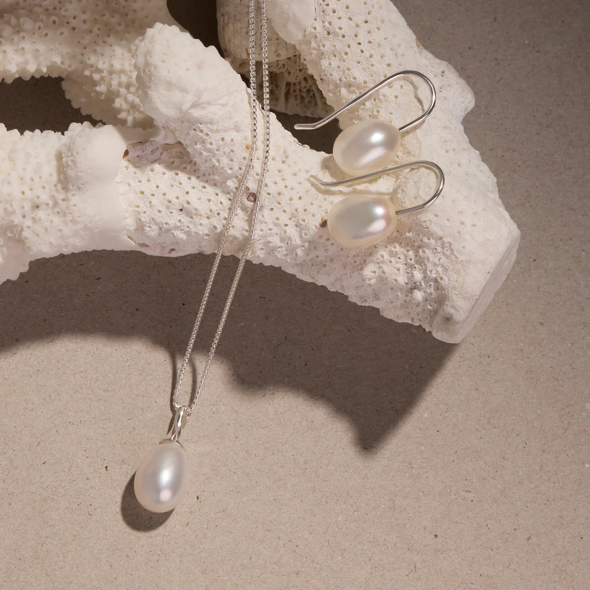 Najo Isla Silver Pearl (White) Necklace