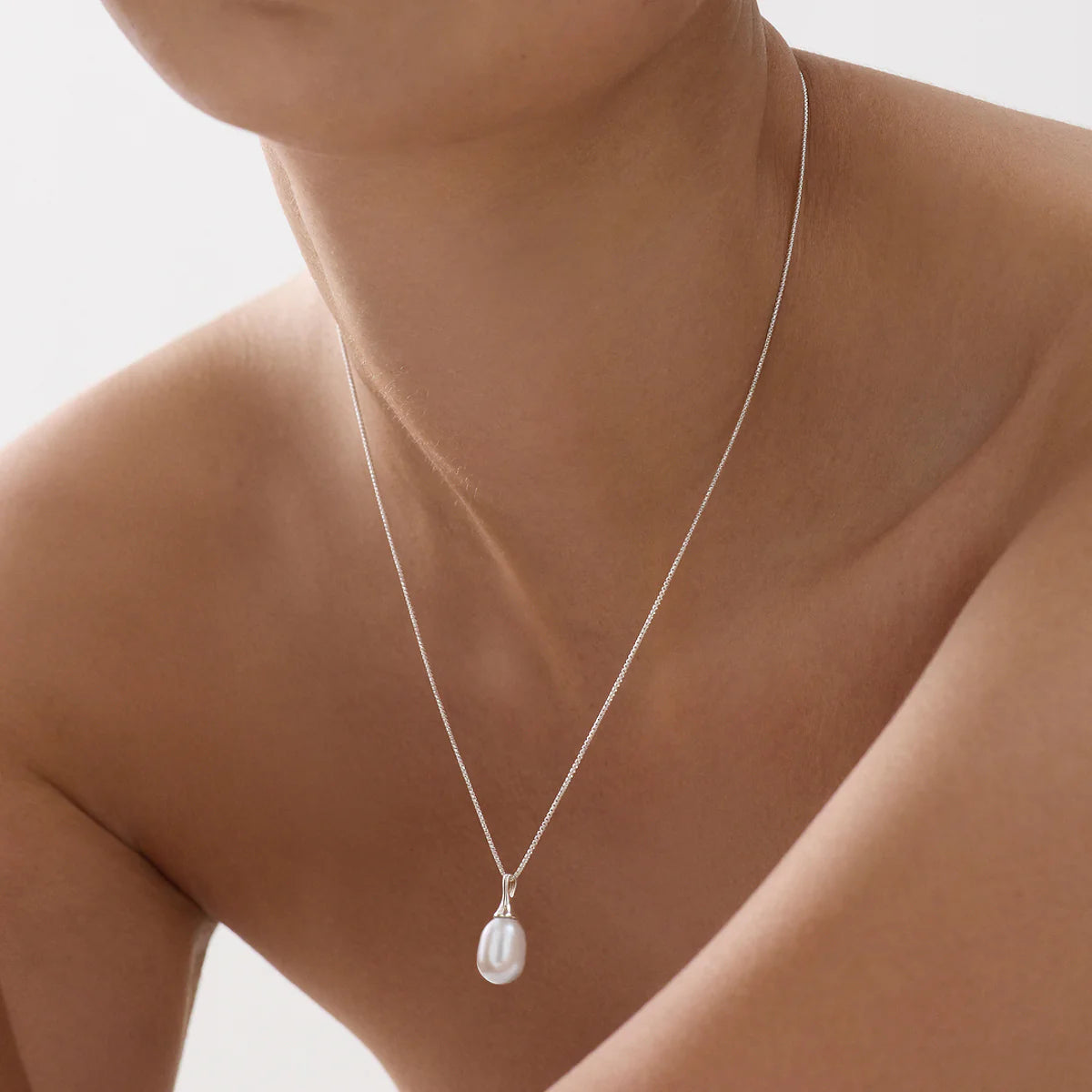 Najo Isla Silver Pearl (White) Necklace