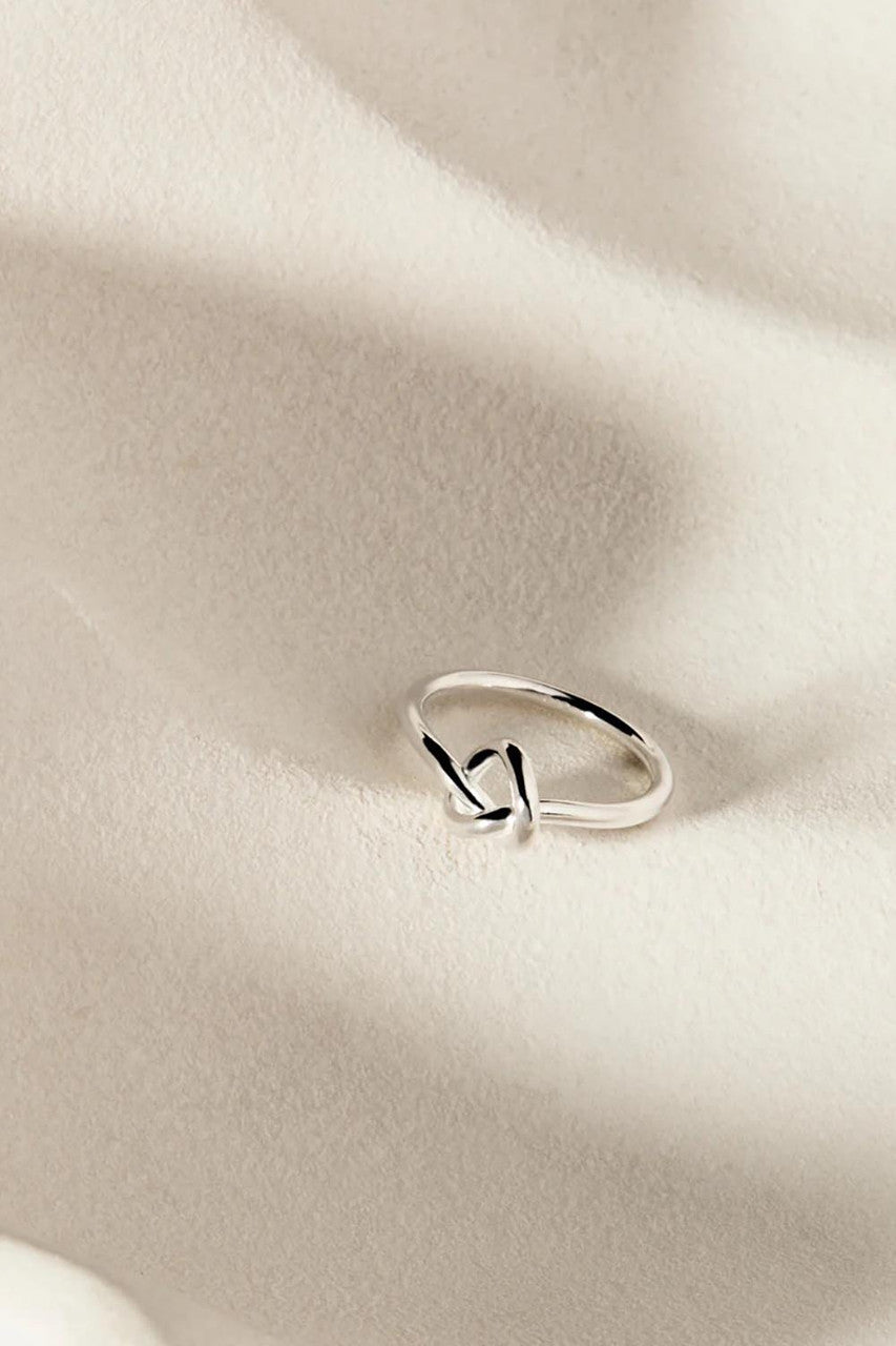Najo Nature's Knot Silver Ring - Medium