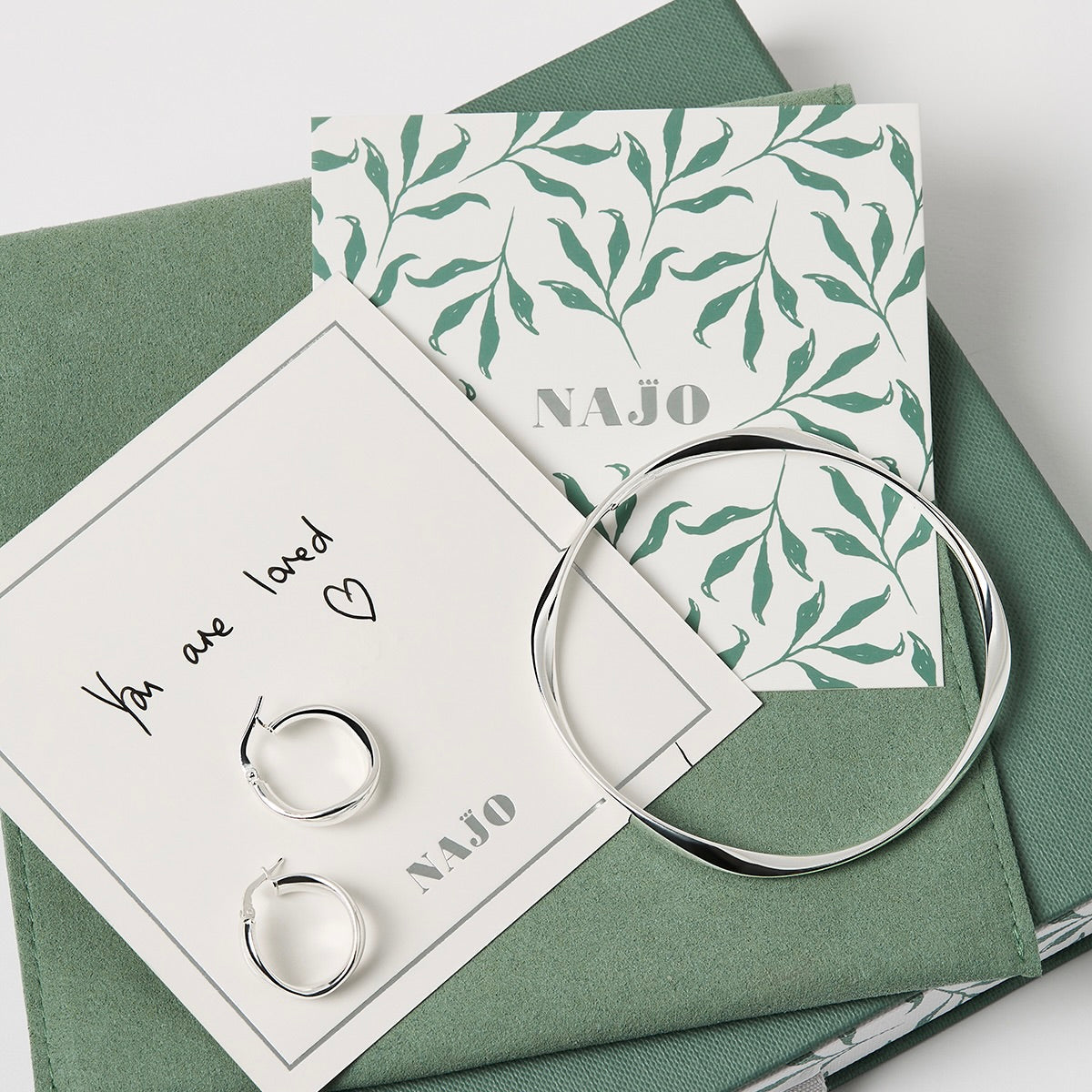 Najo Garden of Eden Bangle - Sterling Silver (65 mm)